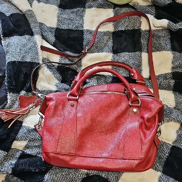 Heshe purse, tote, bag crosbody !! Redish maroonish - Picture 1 of 8